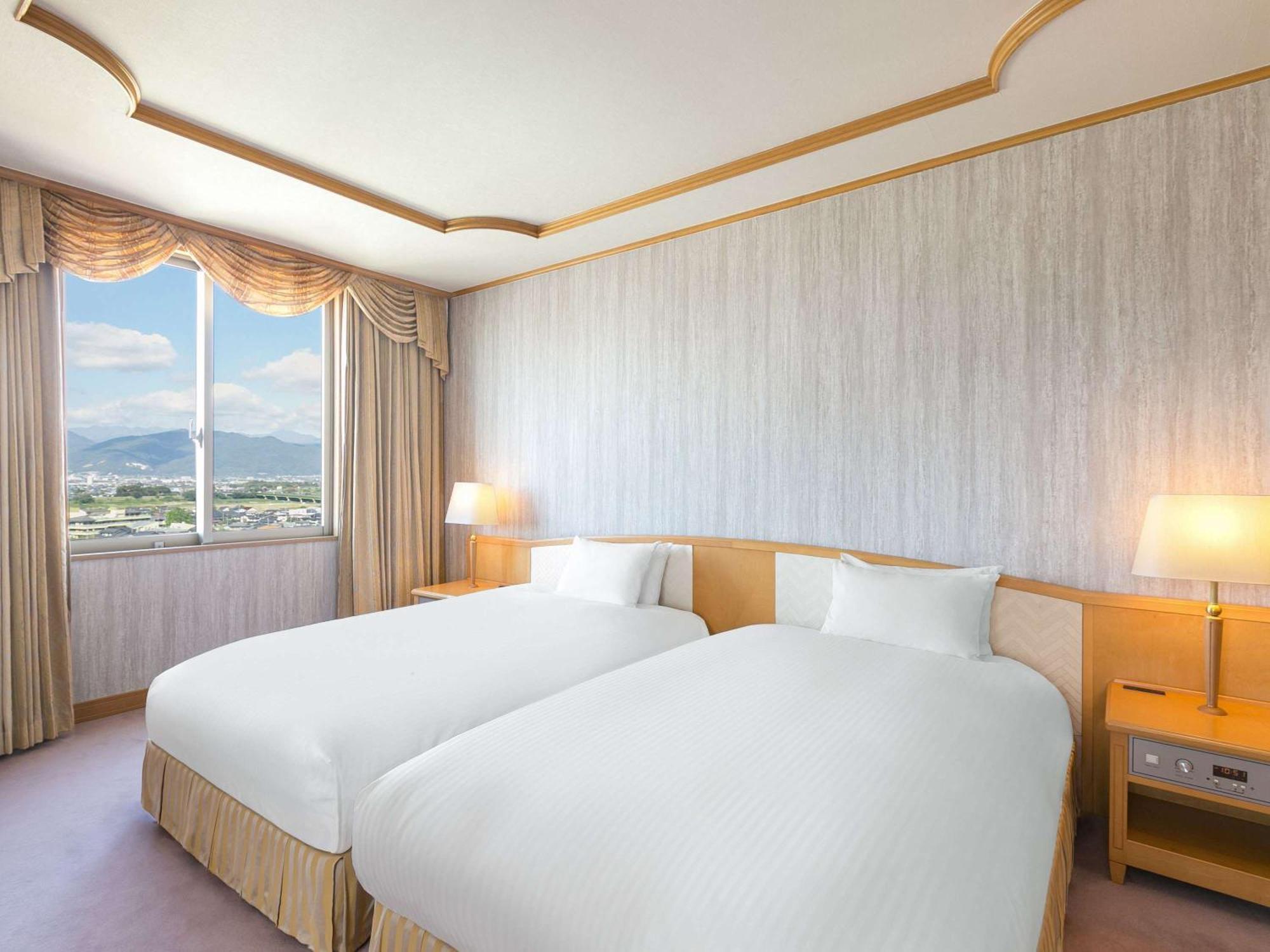 Mercure Nagano Matsushiro Resort & Spa Exterior photo